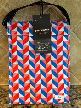 SCOUT Snack Sack Lunch Box in the chevron-inspired "Pink 182" pattern NWT